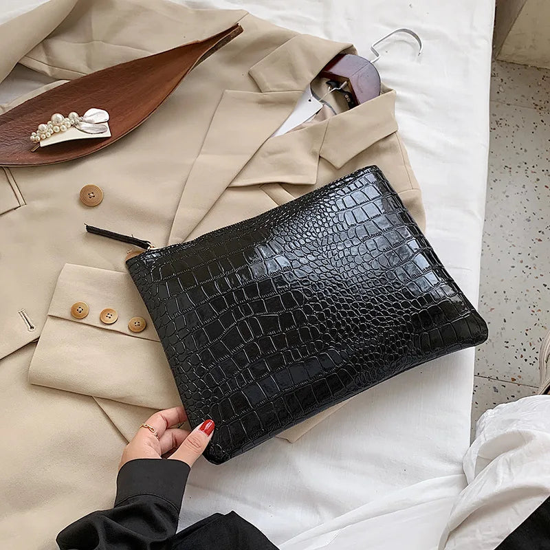 Stone Pattern PU Leather Clutch